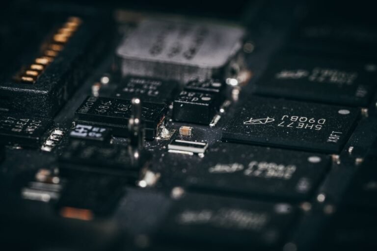 AI Revolutionizes RFIC Design: Disrupting Chip Industry Norms